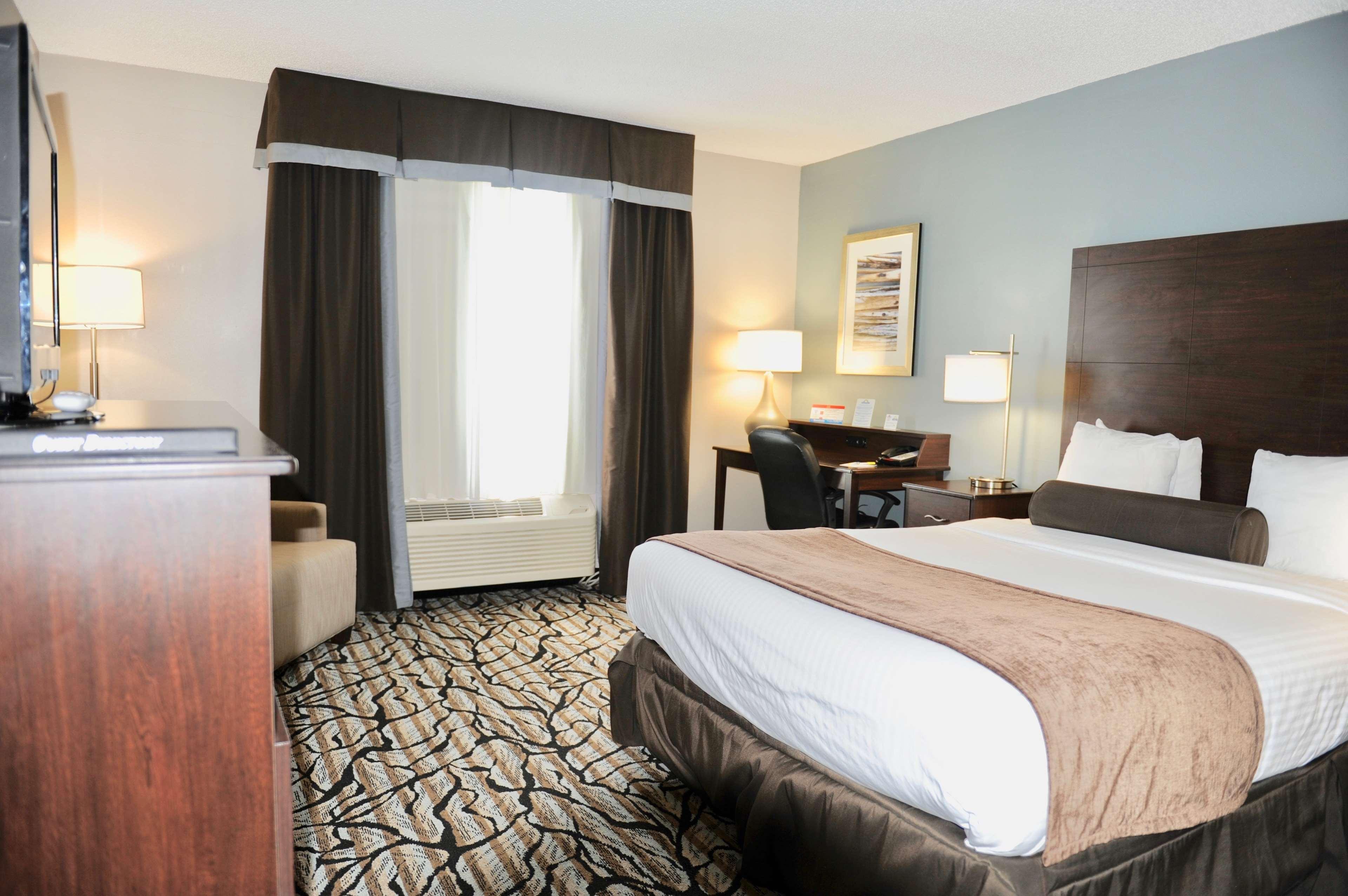 Days Inn & Suites By Wyndham Wausau Exteriör bild