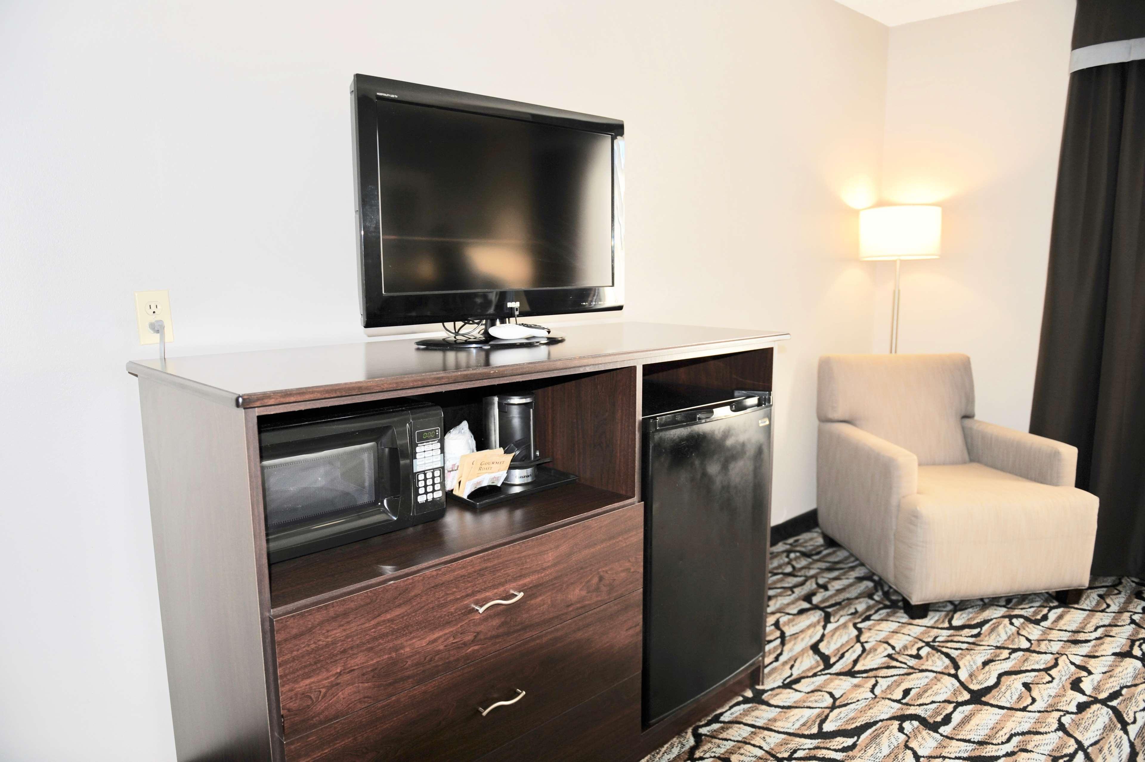 Days Inn & Suites By Wyndham Wausau Exteriör bild