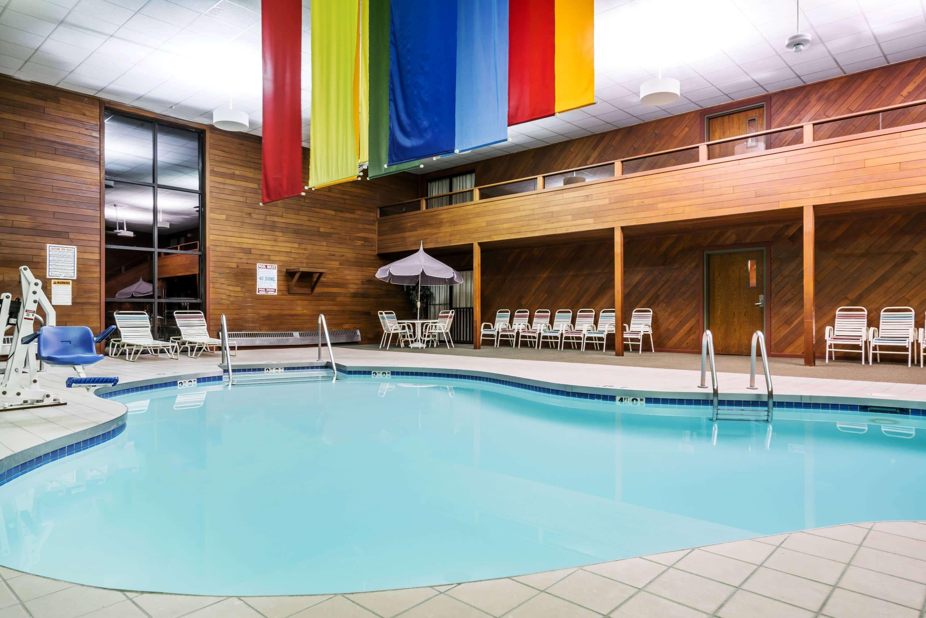Days Inn & Suites By Wyndham Wausau Exteriör bild
