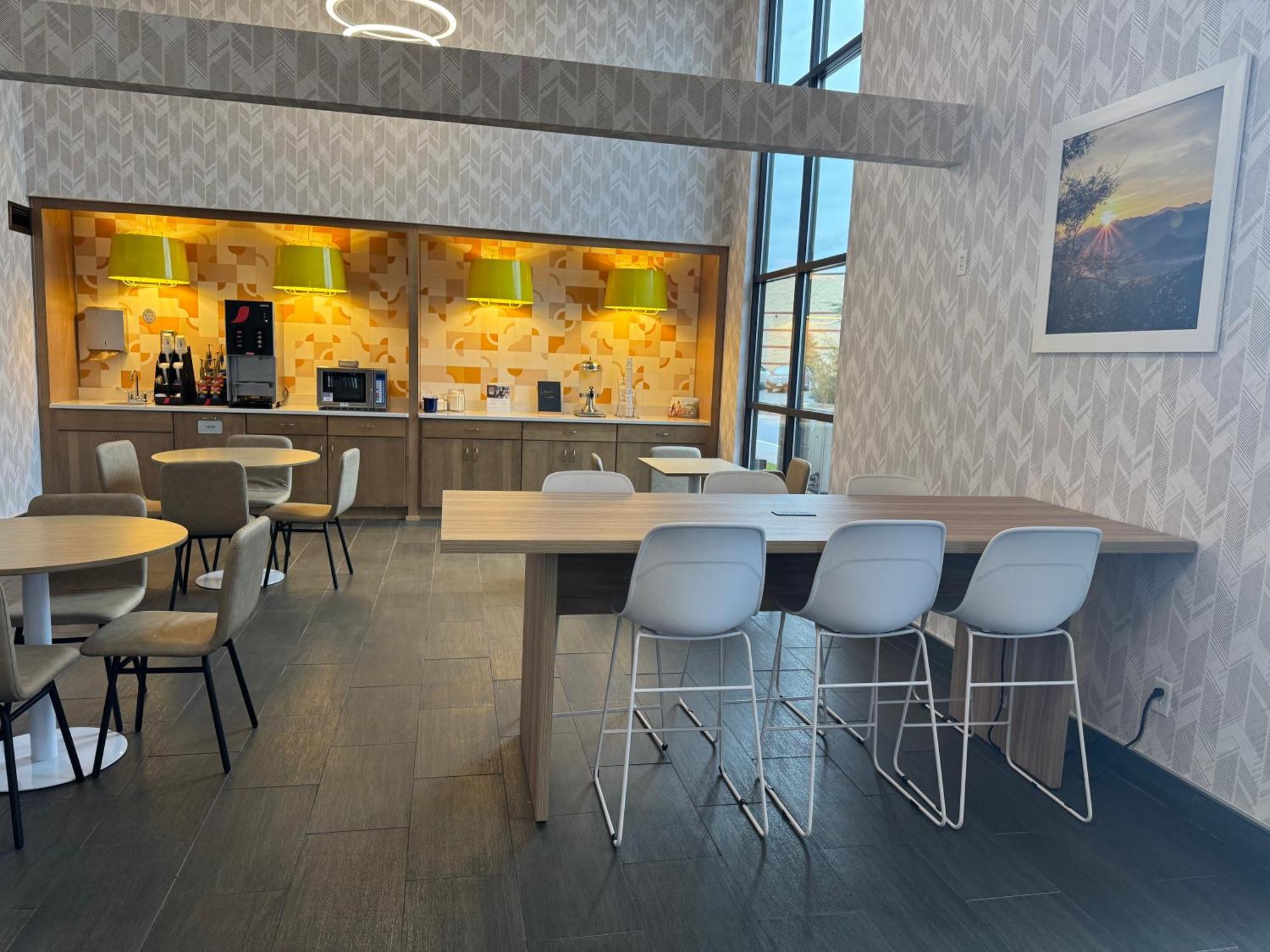 Days Inn & Suites By Wyndham Wausau Exteriör bild