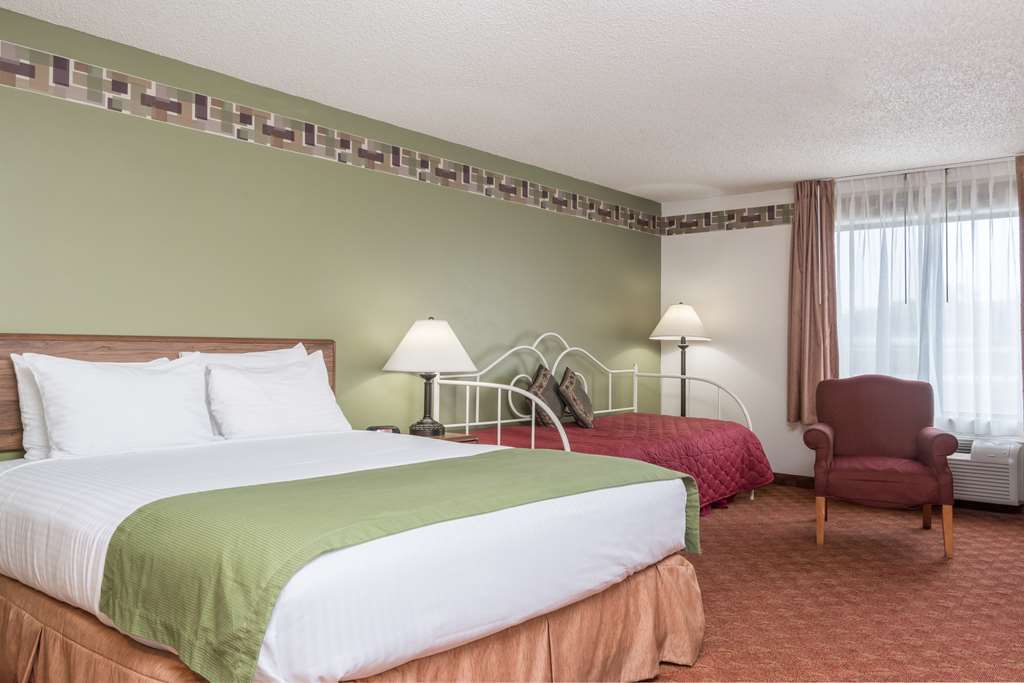 Days Inn & Suites By Wyndham Wausau Rum bild